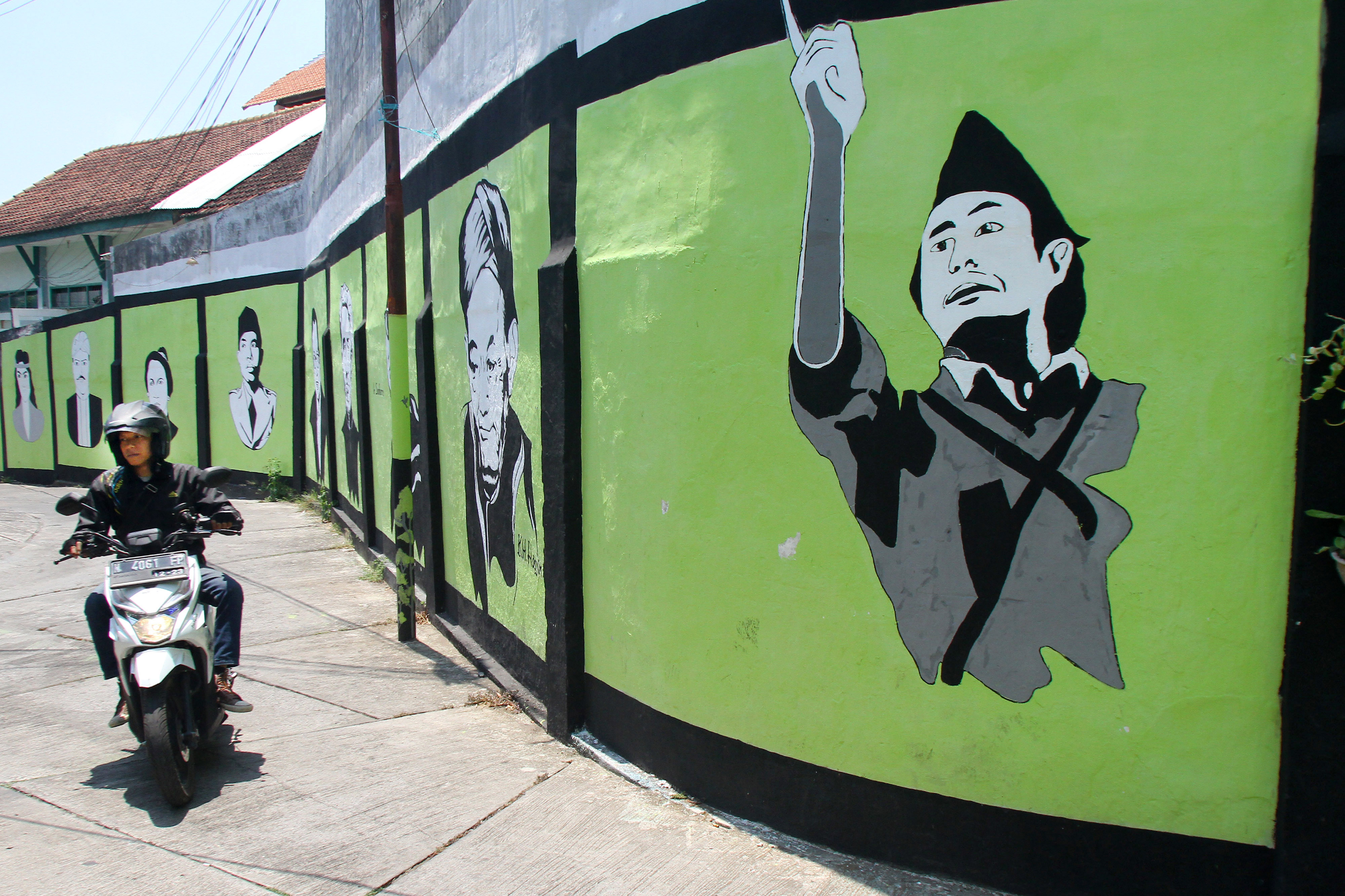 Kerennya Mural Hari Pahlawan di Jatim