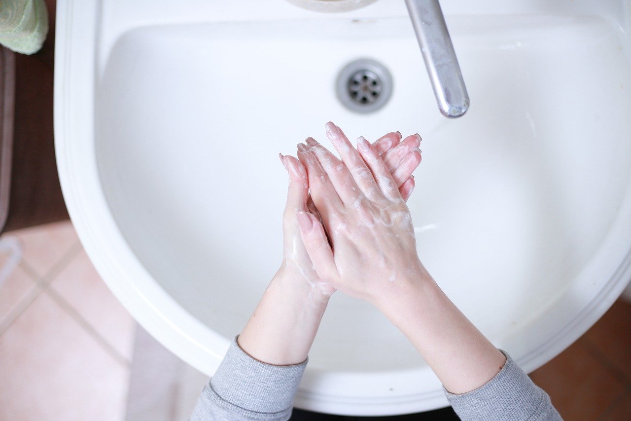 7 Langkah Mencuci Tangan dengan Benar untuk Melawan Mutasi Korona