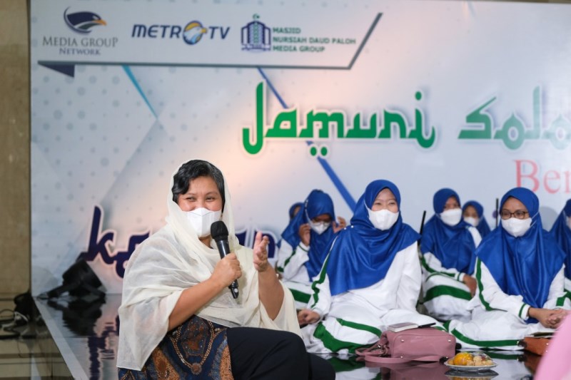 Wakil Ketua MPR, Lestari Moerdijat (Rerie) saat menghadiri acara selawatan bersama Jemaah Putri Mahabbah Rosul (Jamuri) Surakarta, Solo, di Masjid Nursiah Daud Paloh, di kompleks Metro TV, Jakarta Barat (Foto: MI/Briyanbodo Hendro)