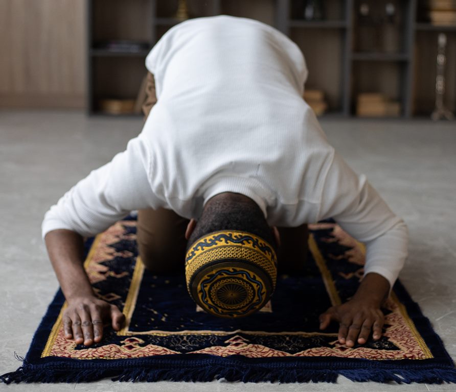 Salat Dhuha (Photo by Gabby K from Pexels)