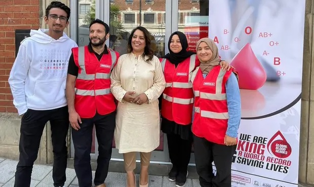 Badan Amal di Muslim di Inggris Coba Pecahkan Rekor Dunia  Donor Darah