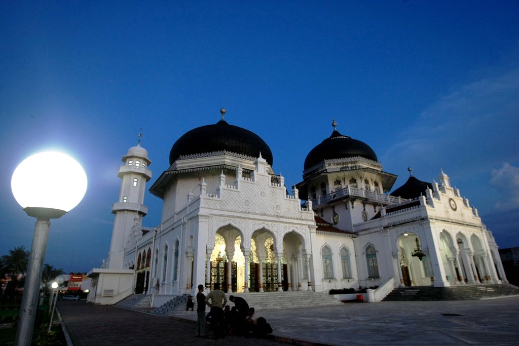 Mengenal Sejarah Masjid Baiturrahman yang Tidak Hancur Diterpa Tsunami Aceh