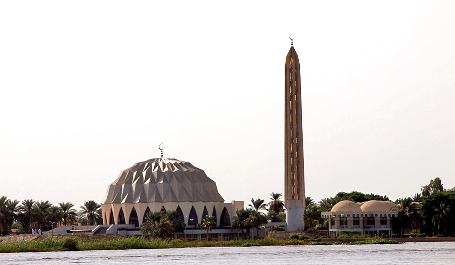 Masjid El-Nilein (Foto: Nick_Hobgood_Wikimedia)