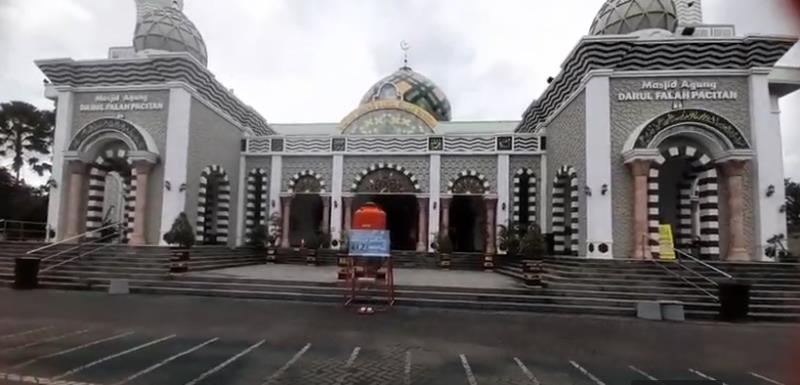 Masjid Agung Darul Falah (Youtube)