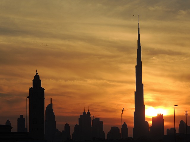 Muslim Buka Puasa Dua Kali di Burj Khalifa