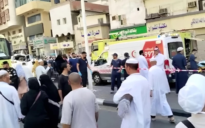 8 Jemaah Umrah Tewas Dalam Kebakaran Hotel di Makkah