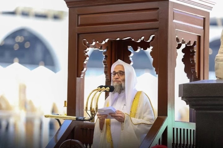 Imam Masjidil Haram Makkah, Sheikh Faisal Ghazzawi. Foto: theislamicinformation