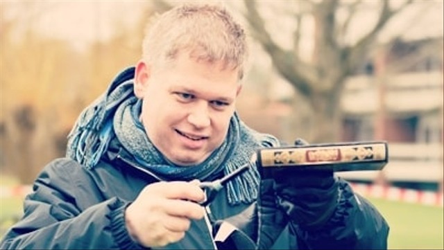 Rasmus Poludan membakar salinan Al-Quran. Foto: Ist