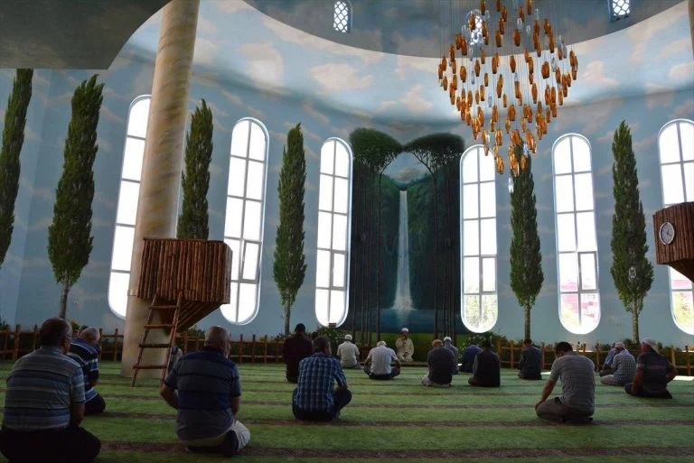 Masjid Indah Di Turki Ini Hebohkan Internet! Subhanallah