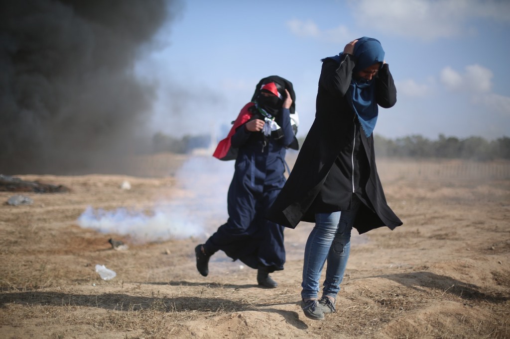 Foto ketika warga Palestina menghindari serangan militer Israel di Gaza (Gambar oleh hosny salah dari Pixabay)