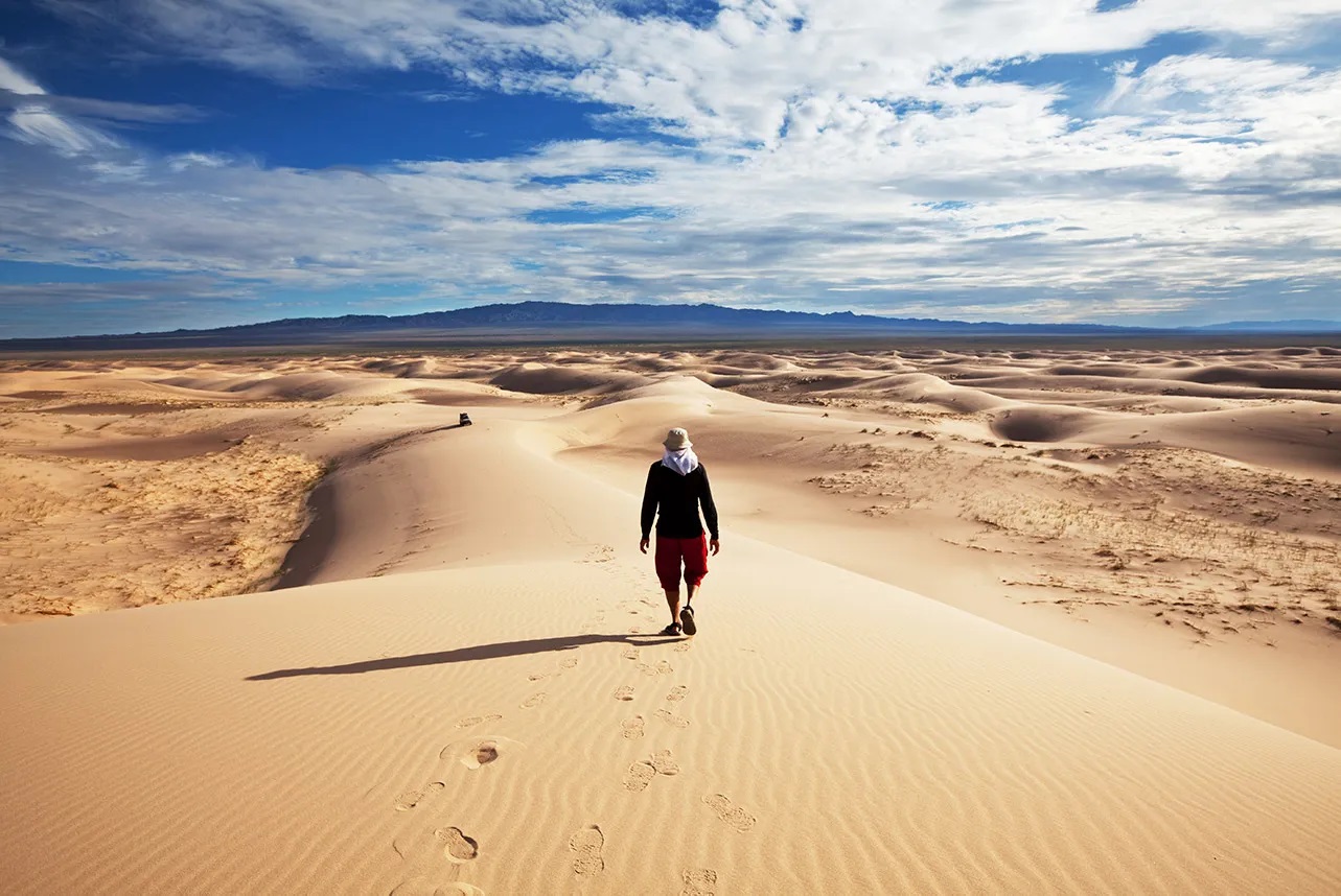 Trekking Seru, Temukan Bentang Alam  Arab Saudi yang Menakjubkan