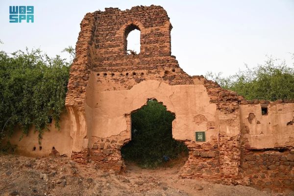 Benteng Abu Arish yang Bersejarah: Objek Wisata bagi Pecinta Sejarah dan Arsitektur Kuno