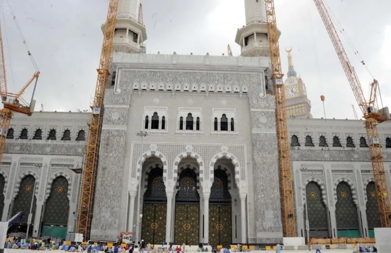 Gerbang Raja Abdullah di Masjidil Haram Gerbang Terbesar di Dunia