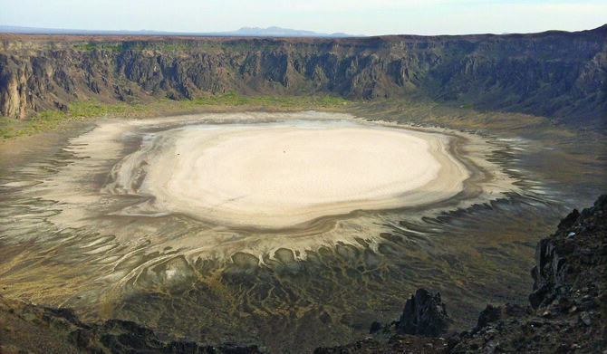 Kawah Al-Wahbah Masuk Dalam Jajaran Keajaiban Geologi Teratas Dunia