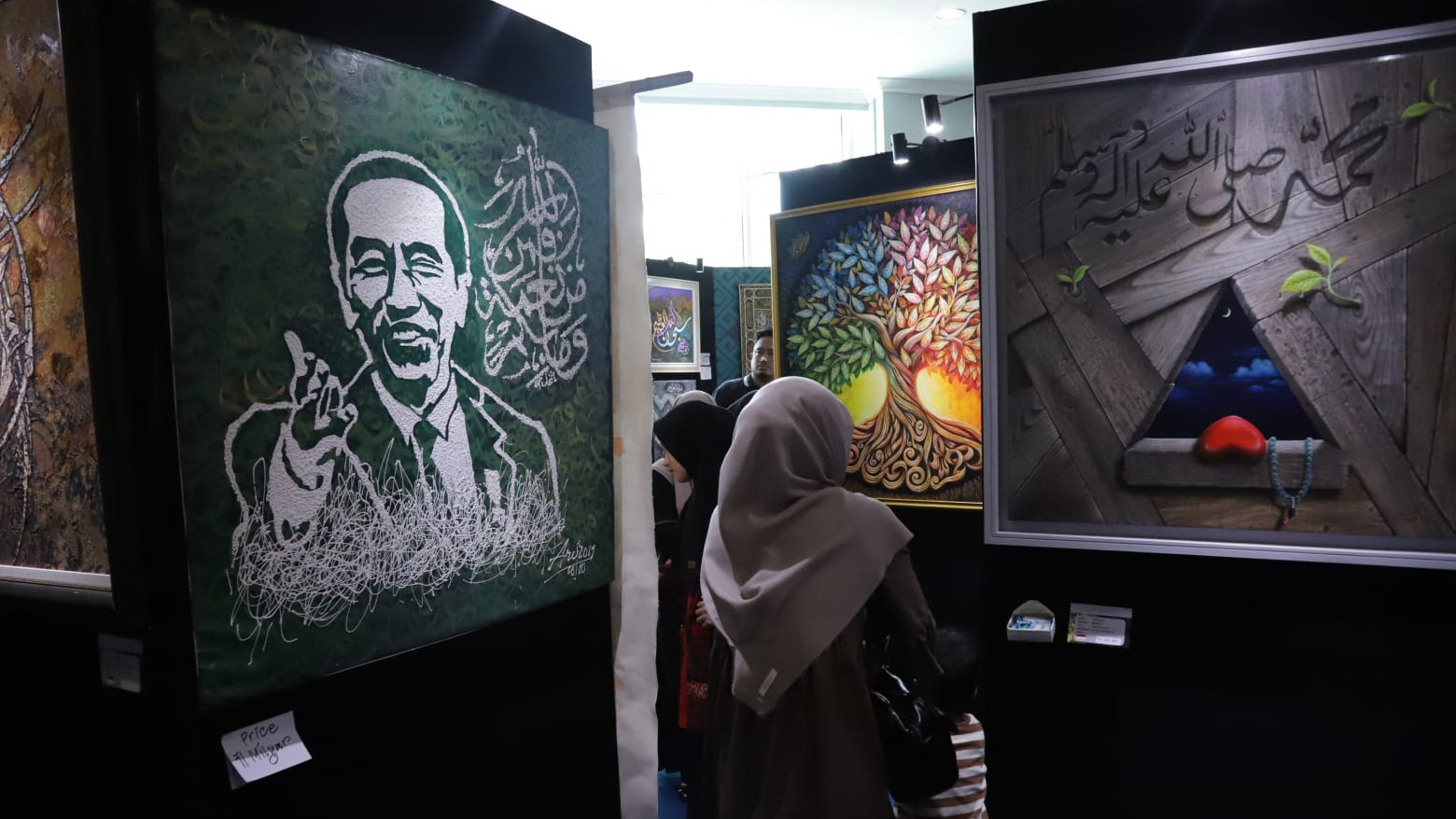 36 Negara Semarakkan Pameran Kaligrafi Internasional di MTQ Nasional XXX