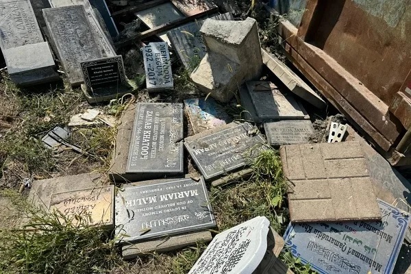 100 Batu Nisan Dicabut dari Makam Muslim Tanpa Pemberitahuan di Chicago