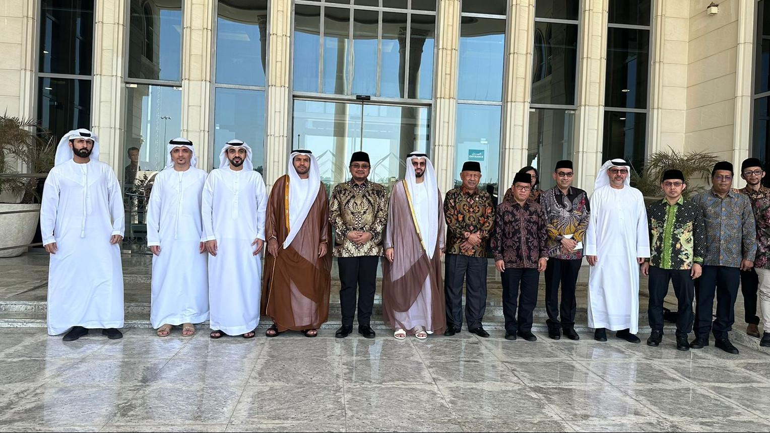 Di Dubai, Menag dan Pejabat UEA Bahas Sinergi Pengembangan Potensi Zakat dan Wakaf