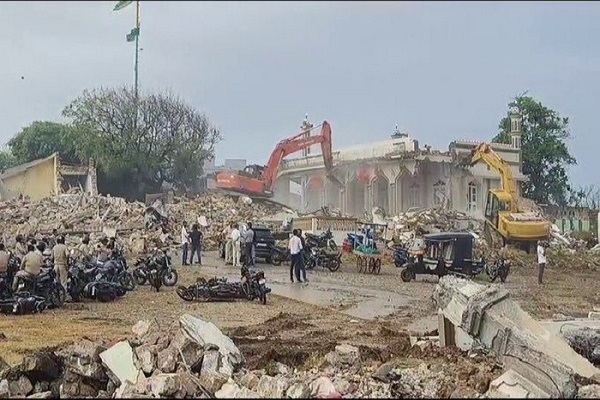 Pembongkaran Masjid Berusia 1.200 Tahun di India Picu Protes