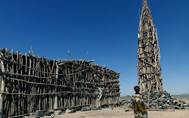 Muslim Miskin Ethiopia Bangun Masjid Kayu Menggunakan Ranting Pohon