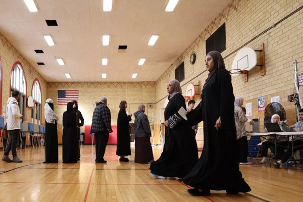 Anggota Kongres AS: Kaum Demokrat Diberi Pesan oleh Umat Muslim di Michigan