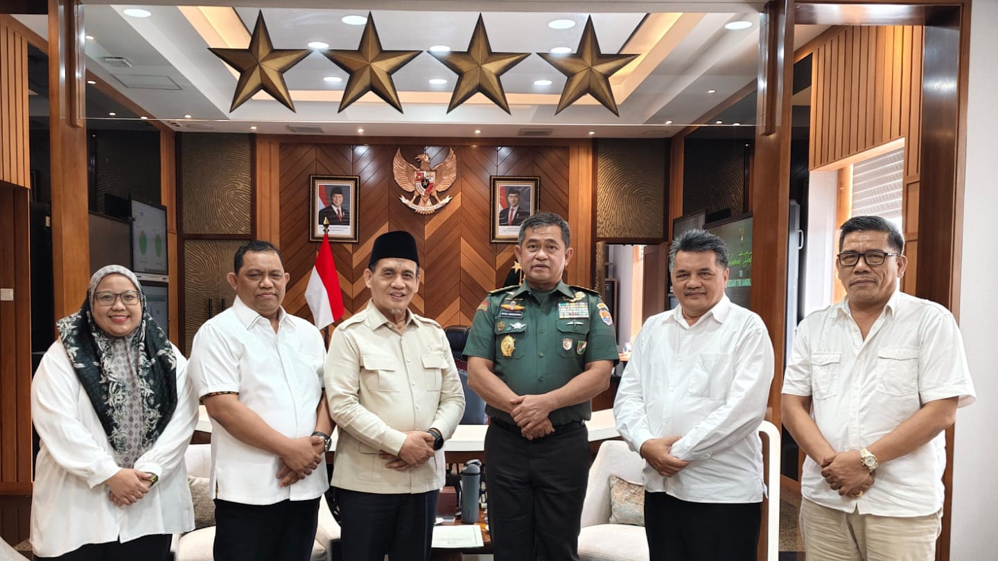 Menag kunjungi kantor Kasad di Jakarta. Foto:Kemenag