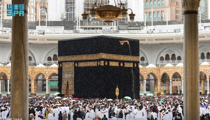 Pemerintah Arab Saudi Peringatkan Badai dan Petir Termasuk di Makkah