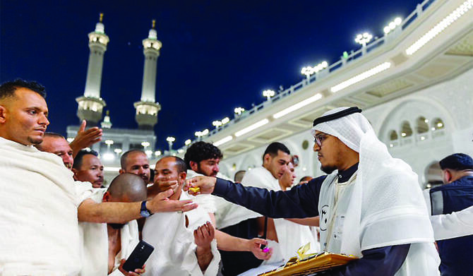 Arab Saudi: Lebih dari 24 Juta Hidangan Berbuka Puasa Disediakan di Dua Masjid Suci