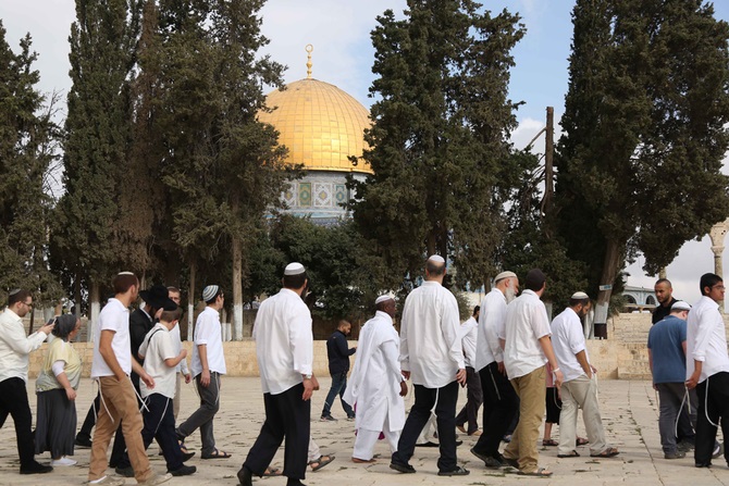 Pemukim Israel Menyerbu Masjid Al-Aqsa di Yerusalem