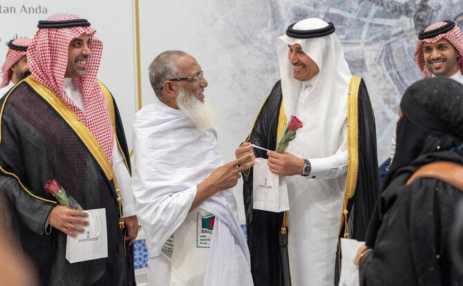 Arab Saudi Menyambut Jamaah Haji Pertama di Jeddah dan Madinah