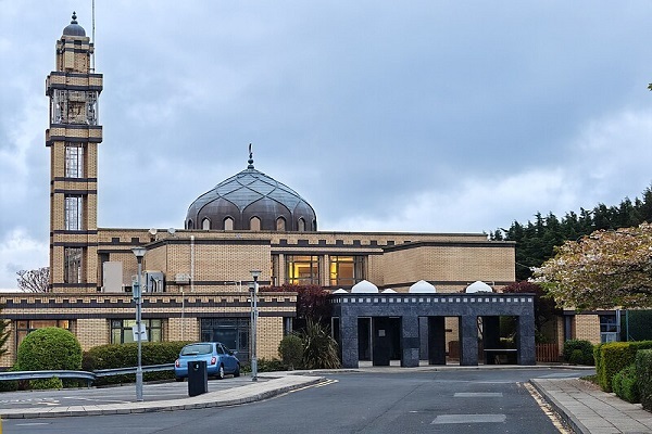 Masjid Terbesar di Irlandia Ditutup Sementara