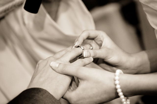 Kakek Sebagai Wali Nikah: Dari Jalur Ayah atau Ibu?