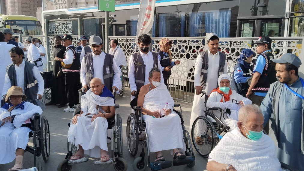 Kartu Kendali Diterapkan untuk Umrah Jemaah Lansia dan Disabilitas