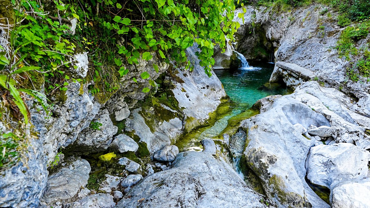 Taman Blidinje Bosnia, Sungai Dreznica Menawarkan Kenyamanan Untuk Para Pecinta Alam