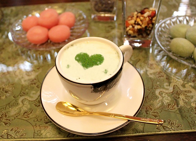 Dari Espresso hingga Matcha, Bagaimana Ritual Es Global di Musim Panas