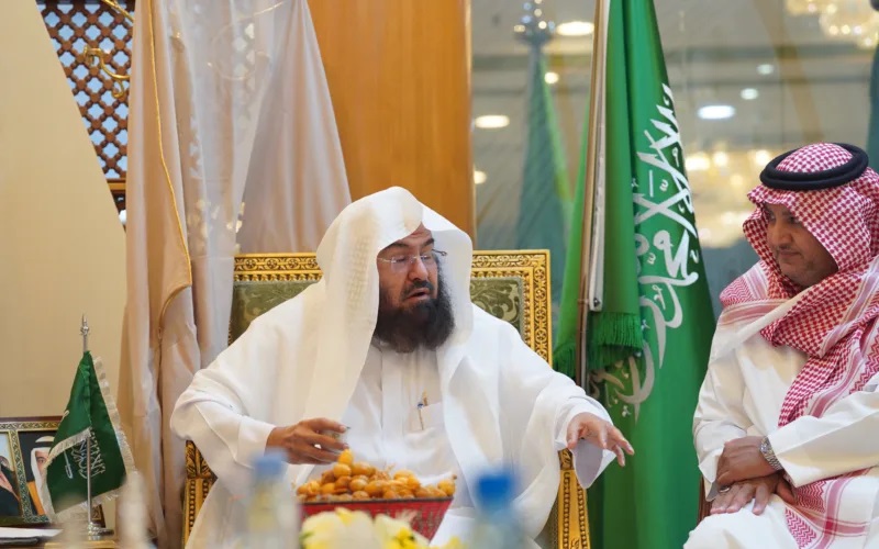 Sheikh Al-Sudais Luncurkan Penghargaan Keunggulan untuk Staf Dua Masjid Suci
