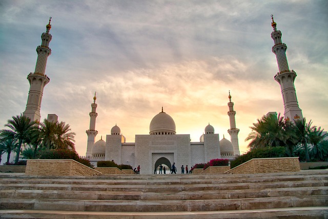 Jangan Ketinggalan, Ini Keutamaan Salat Subuh dan Ashar Berjamaah