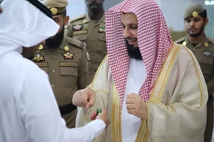 Mantan Imam Kakbah Saleh Al-Talib Dibebaskan dari Penjara Setelah 7 Tahun