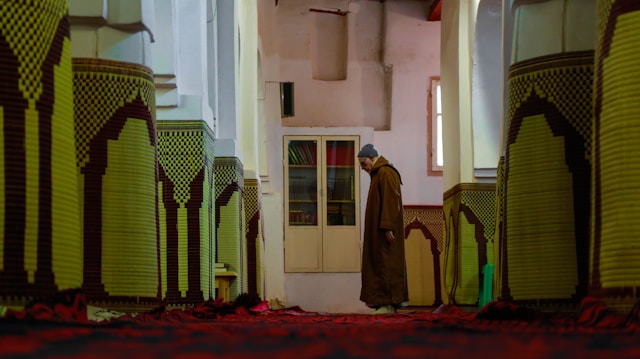 10 Hal yang Membatalkan Salat. Foto: Unsplash