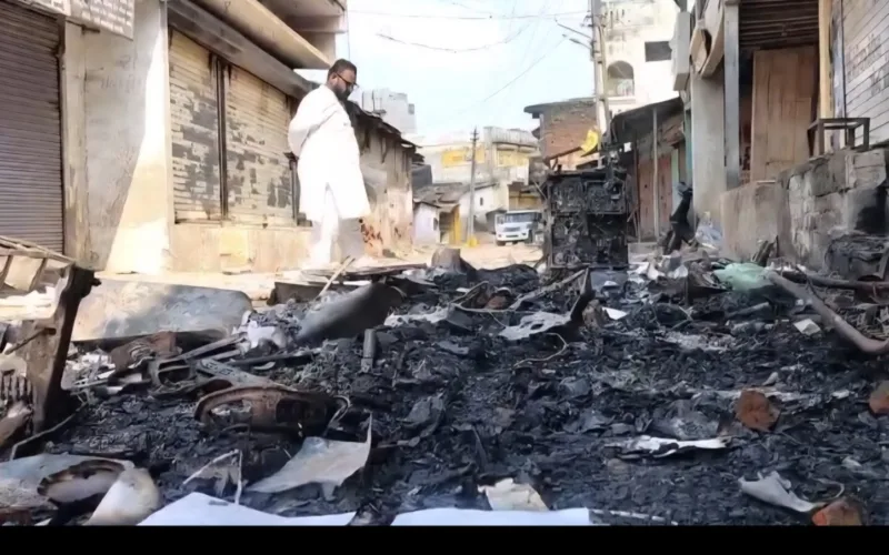 Postingan Kebencian Pemimpin Lokal Akibatkan Toko dan Rumah Muslim di Gujarat Diserang