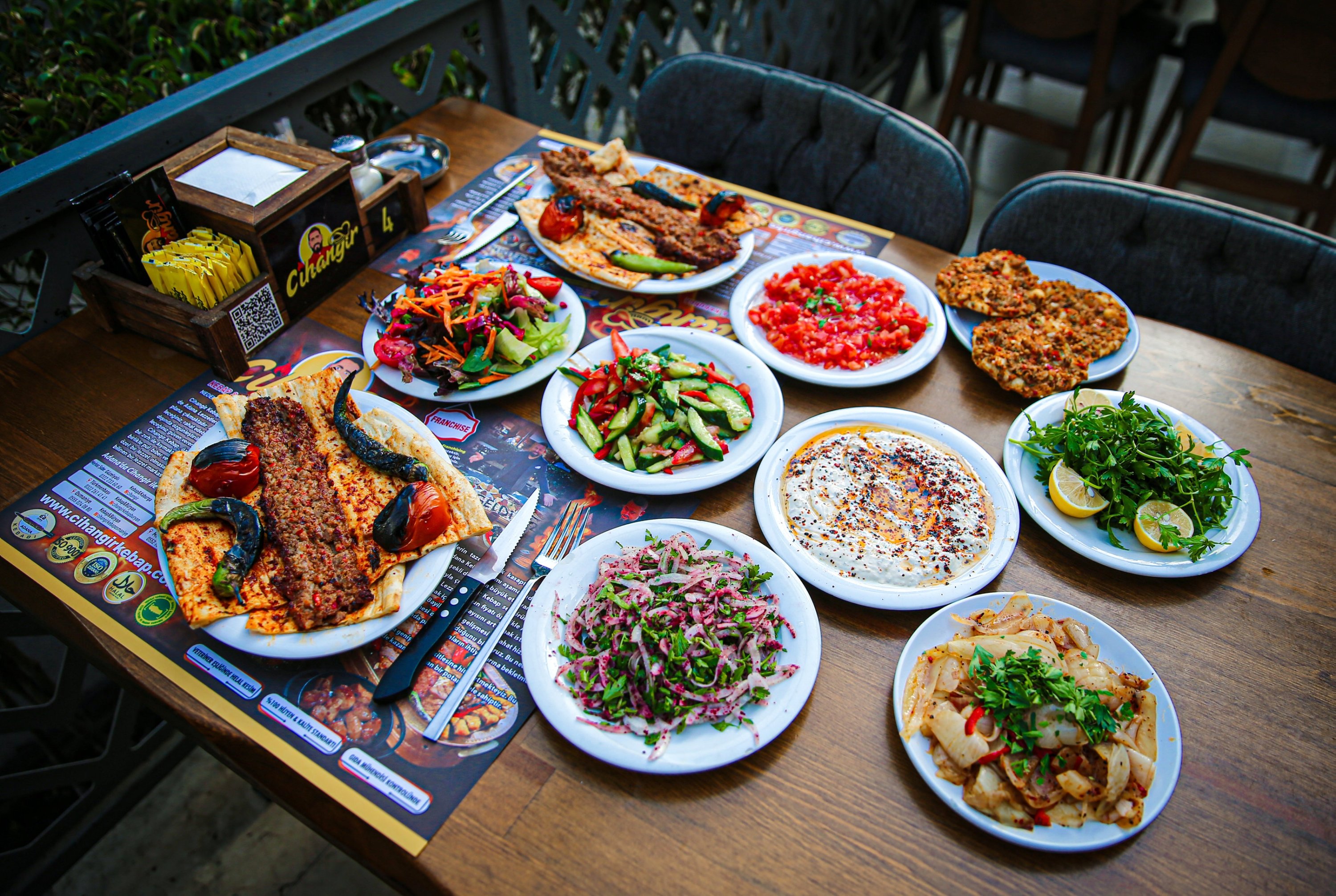 Kuliner Adana. Foto: AA