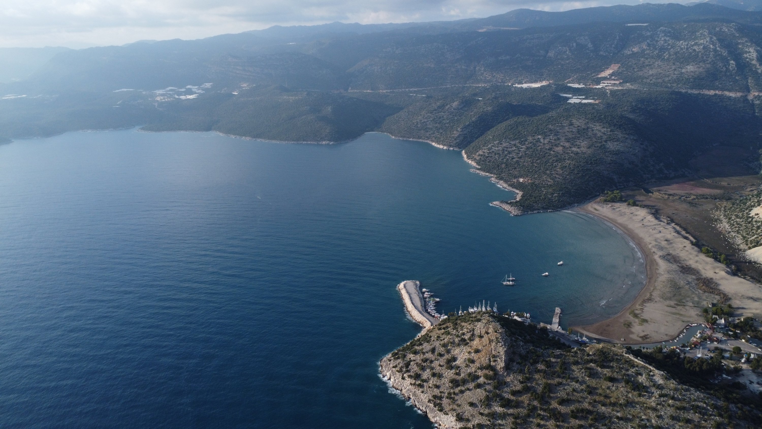 Demre, Kota Tenang di Turki yang Menyimpan Harta Wisata Dunia