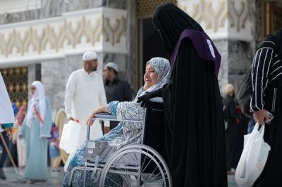 Masjidil Haram Sediakan Jalur Khusus untuk Lansia dan Penyandang Disabilitas