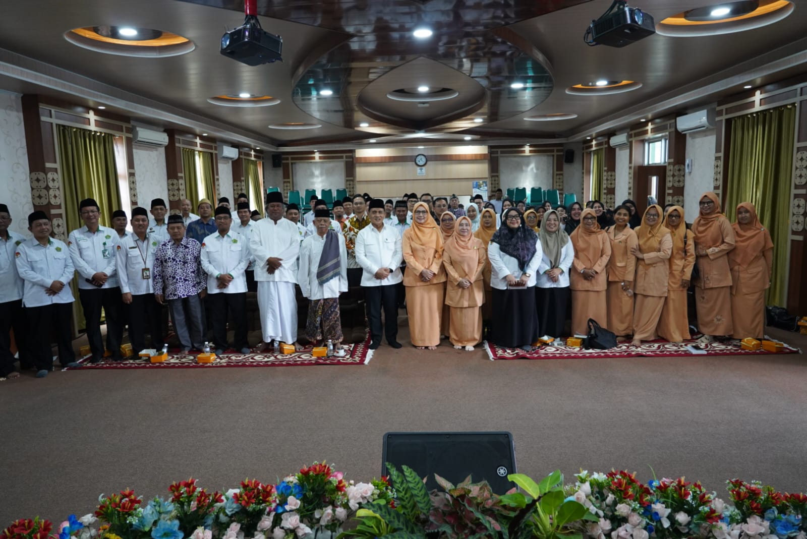 Wamenag Ajak Pegawai Kemenag Menerapkan Pola Hidup Sederhana