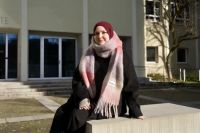 Vera Celik, Politisi Muda Berhijab yang Cetak Sejarah di Zurich