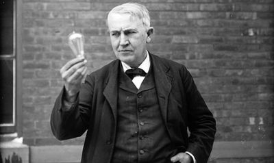 Apakah Thomas Edison Pasti Masuk Neraka? Ini Penjelasan Ustaz Ahmad Ubaidillah Nasiden